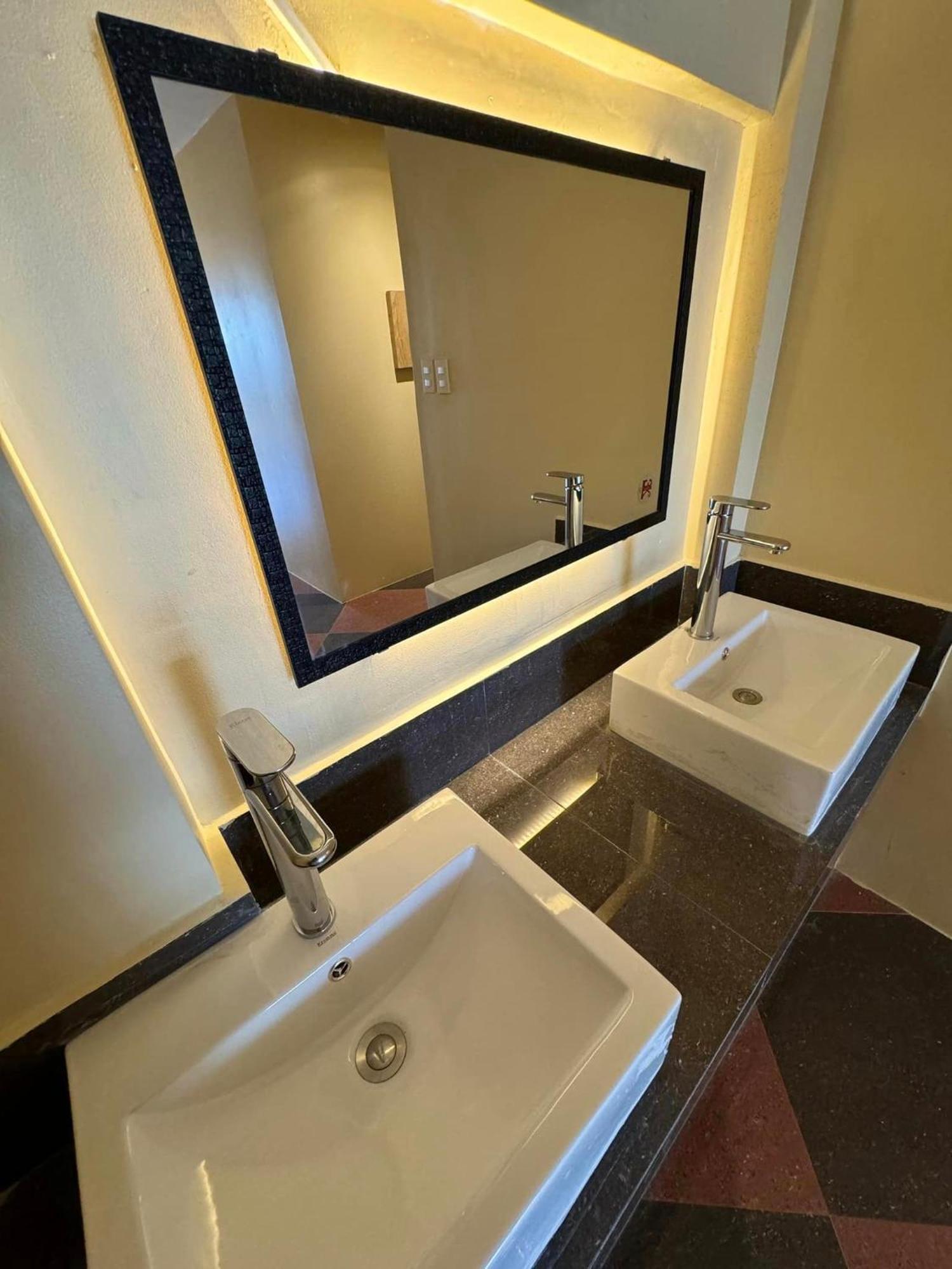 Cerca Hotel Balabag  Ngoại thất bức ảnh
